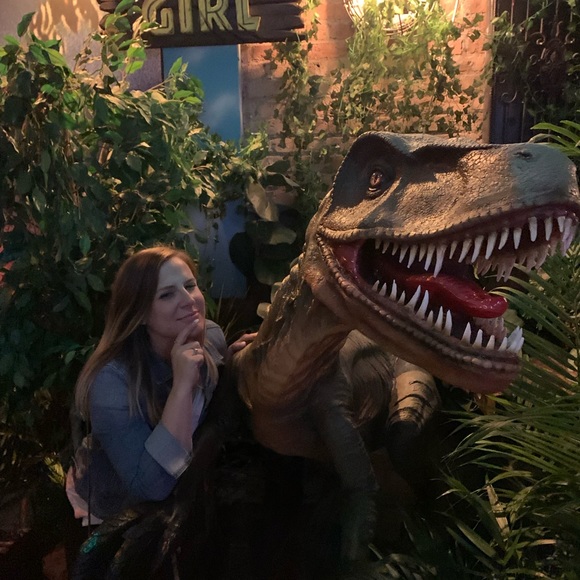 💎Meet your Posher, Julie - Picture 4 of 4